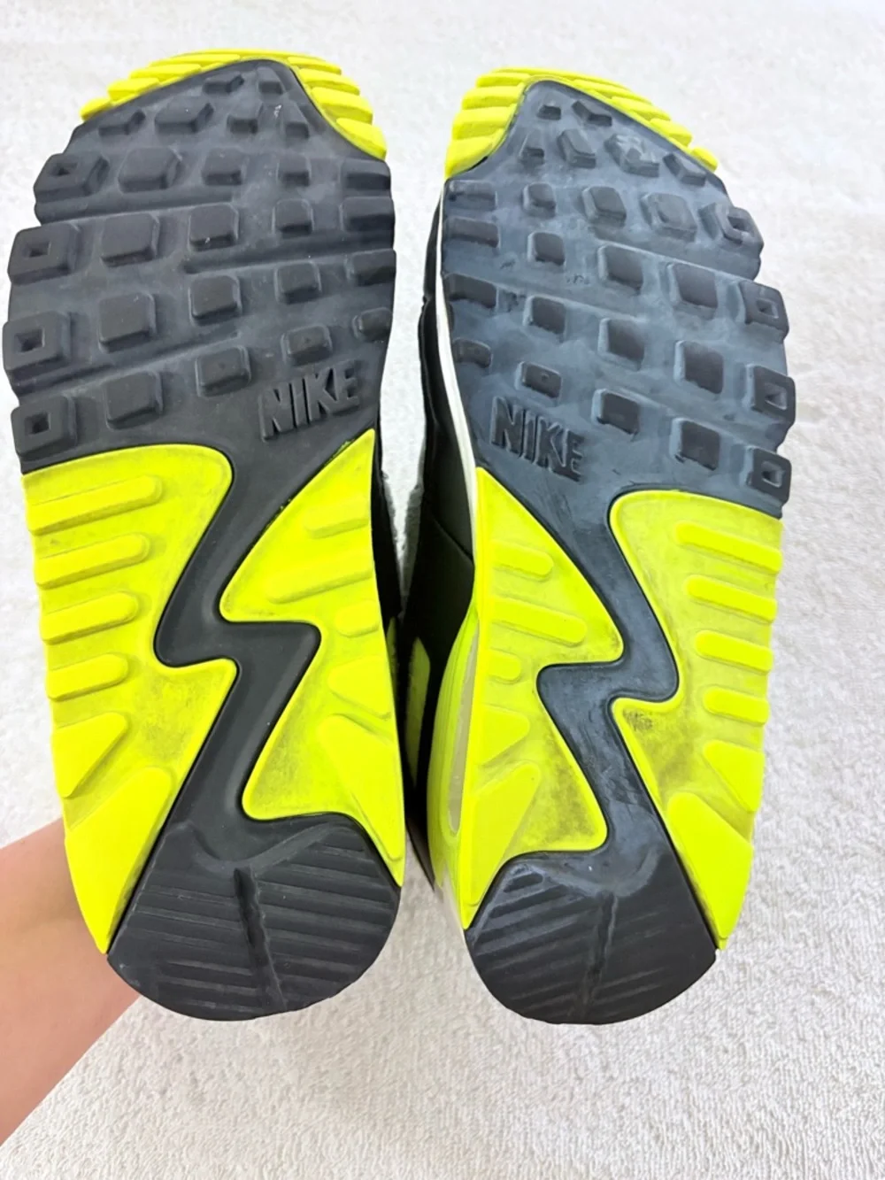 Nike Air Max 90 OG Volt, Neon Yellow Sneakers Sz 6 Women Running Shoes Blokecore - Picture 11 of 13